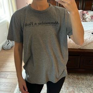 Abercrombie & Fitch Gray Logo Short Sleeve Tee